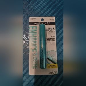 Wet N Wild MegaWear C136 VERY BLACK Mascara